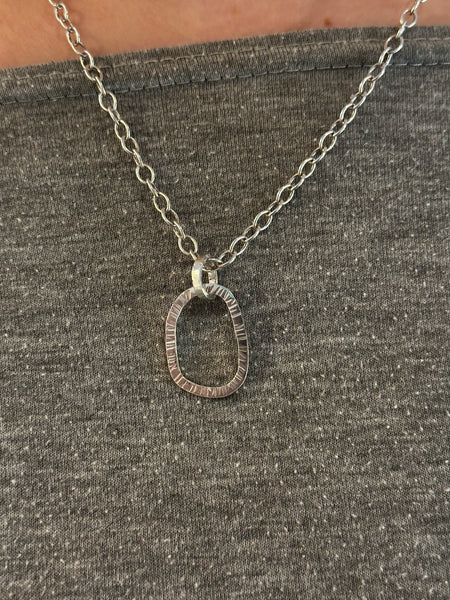 Hera Chunky Loopy Pendant