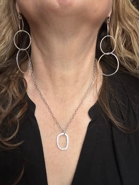 Hera Chunky Loopy Pendant