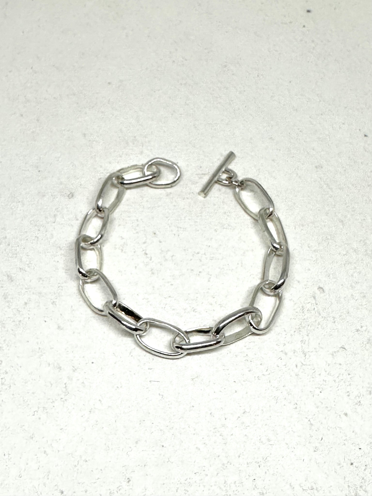 Silver Oval Link Bracelet (slim)